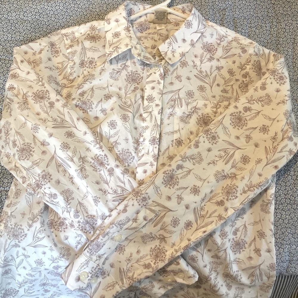 Long sleeved button-down
